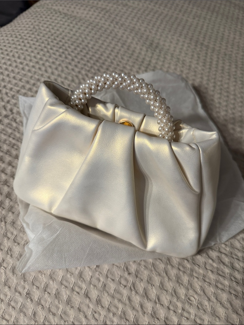 NWOT Elegant Pearl-Handle Ivory Clutch Bag